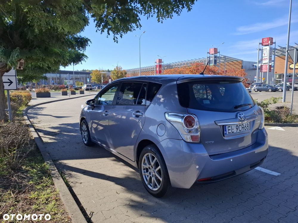 Toyota Verso - 4