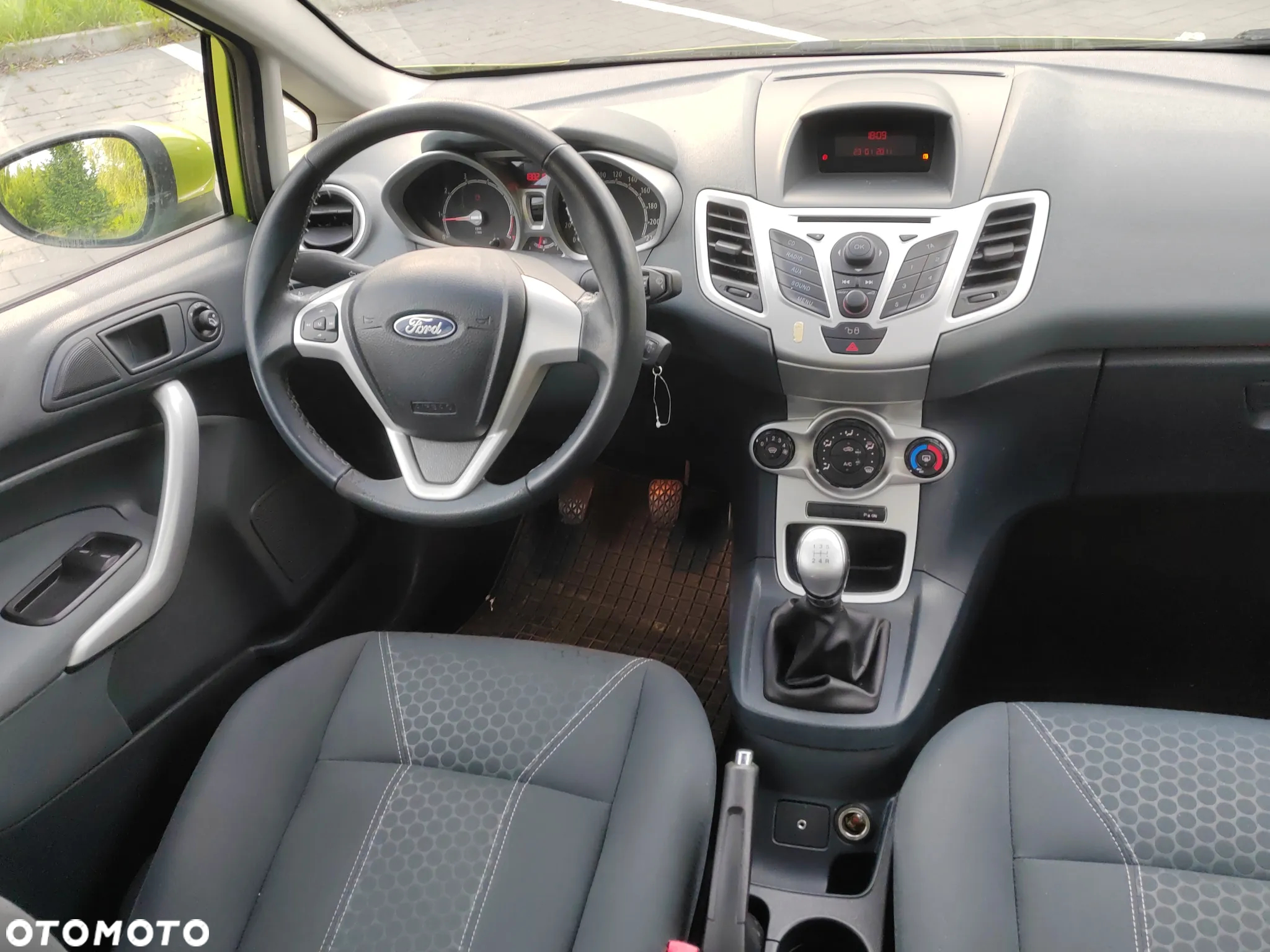 Ford Fiesta 1.25 Titanium X - 8