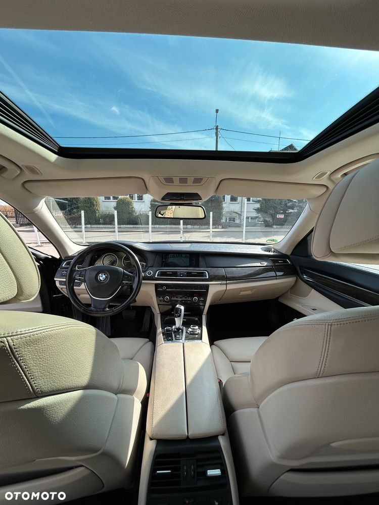 BMW Seria 7 730Ld - 2