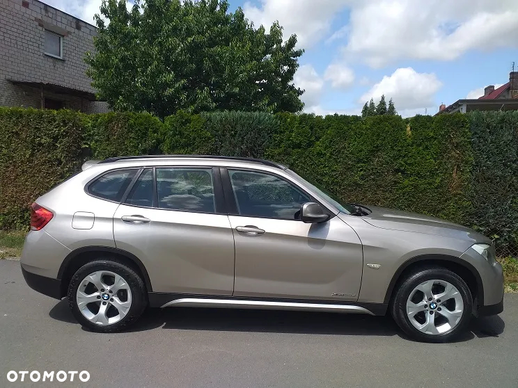 BMW X1 xDrive20d xLine - 13