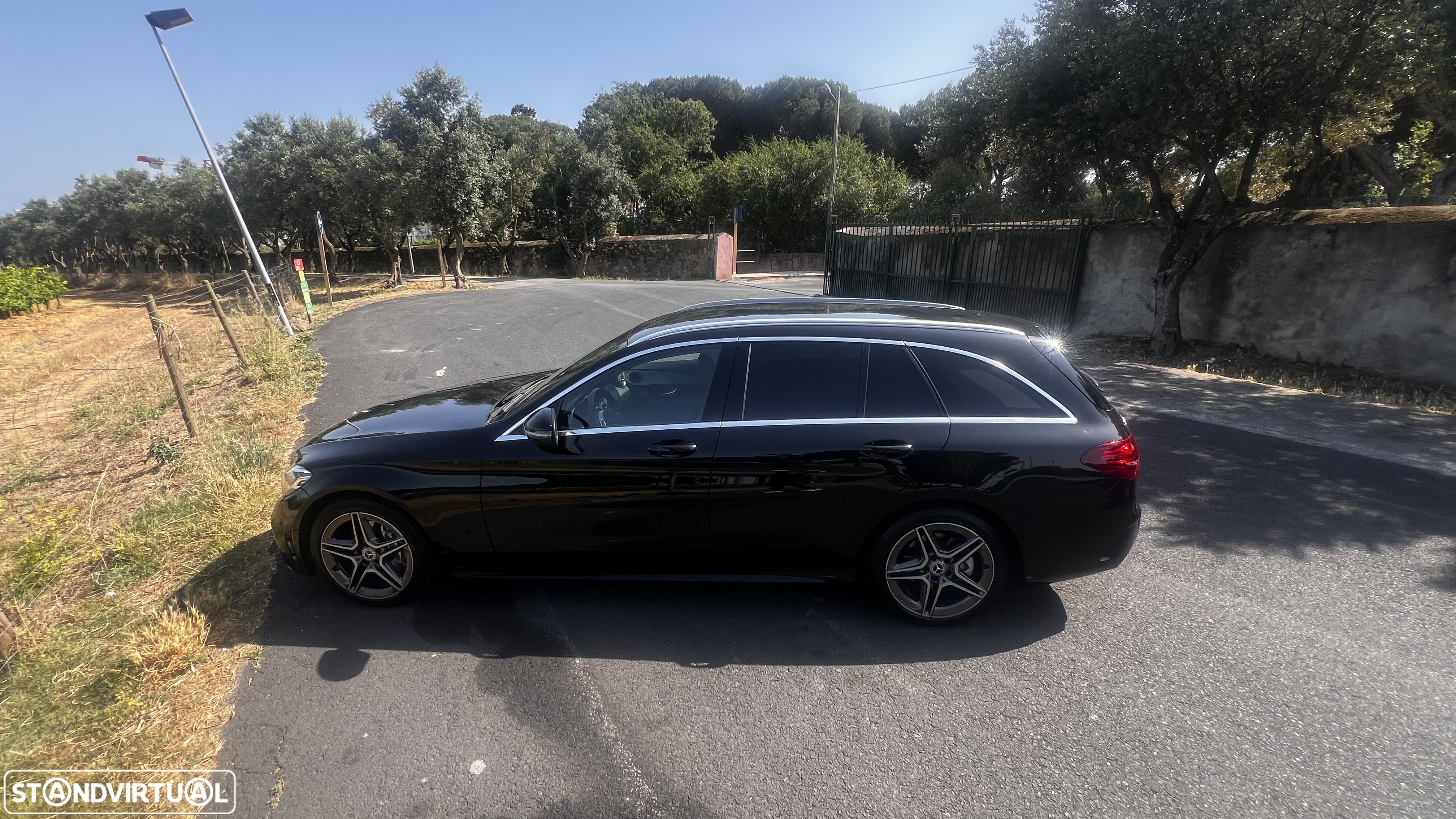 Mercedes-Benz C 180 d Station AMG Line - 26