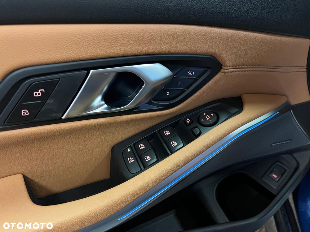 BMW Seria 3 M340i xDrive mHEV sport - 11