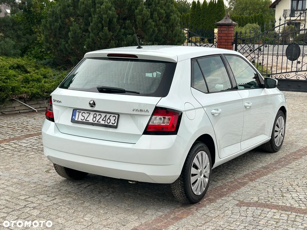 Skoda Fabia - 3