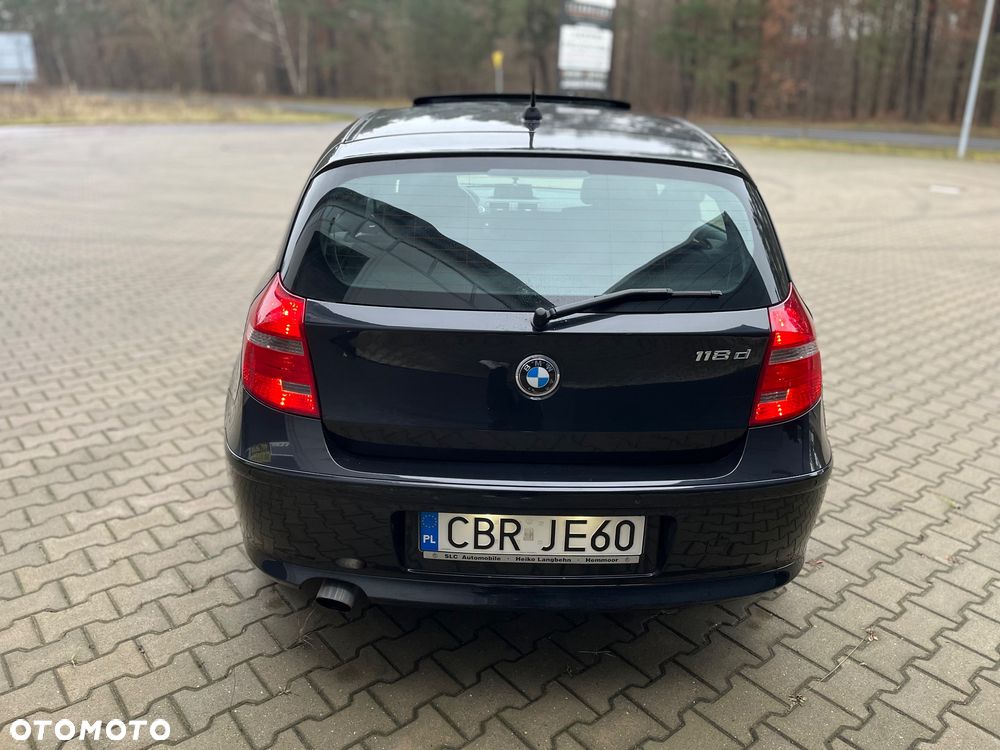 BMW Seria 1 118d DPF - 5