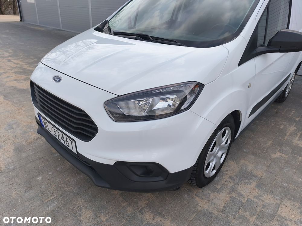 Ford Transit Courier - 6