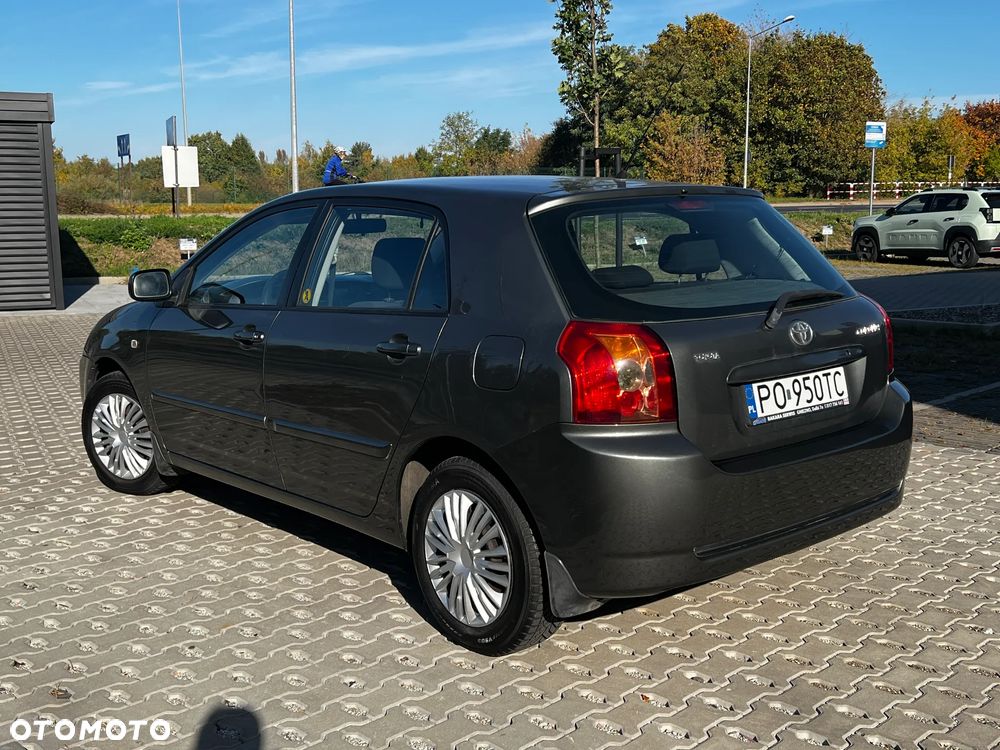 Toyota Corolla - 3