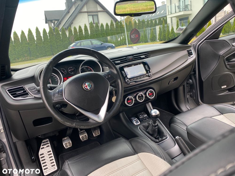 Alfa Romeo Giulietta 2.0 JTDM 16V Collezione - 11