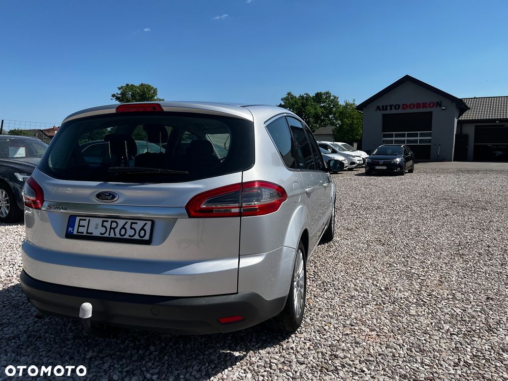 Ford S-Max 2.0 Titanium - 11