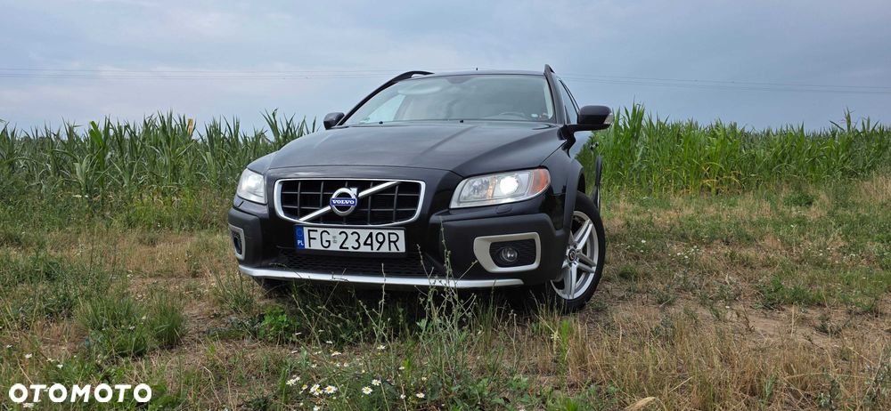 Volvo XC 70 - 1