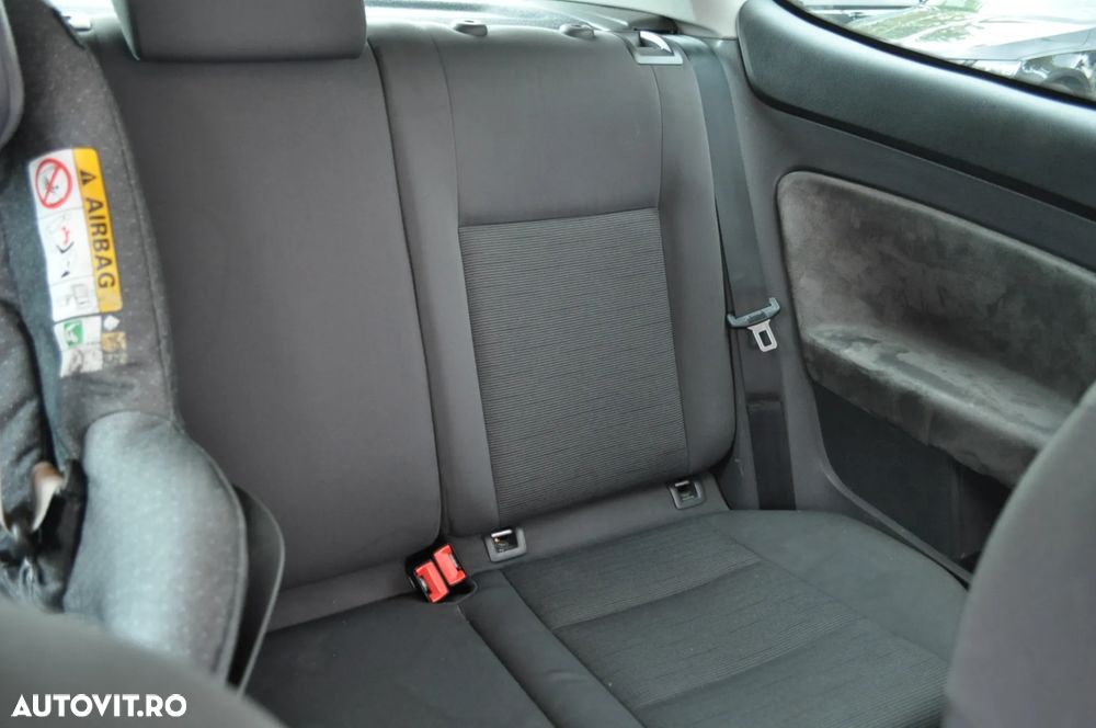 Volkswagen Golf 1.4 Trendline - 26