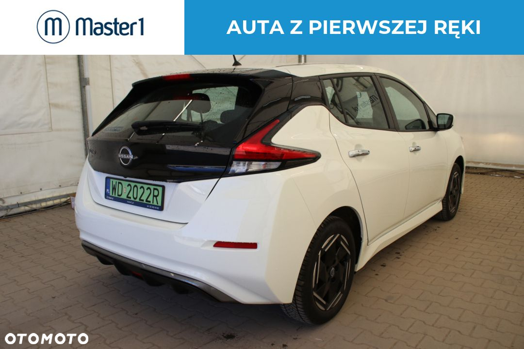 Nissan Leaf - 4