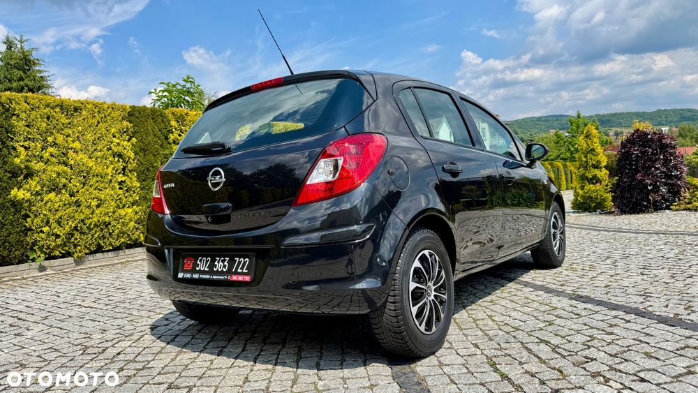 Opel Corsa - 8
