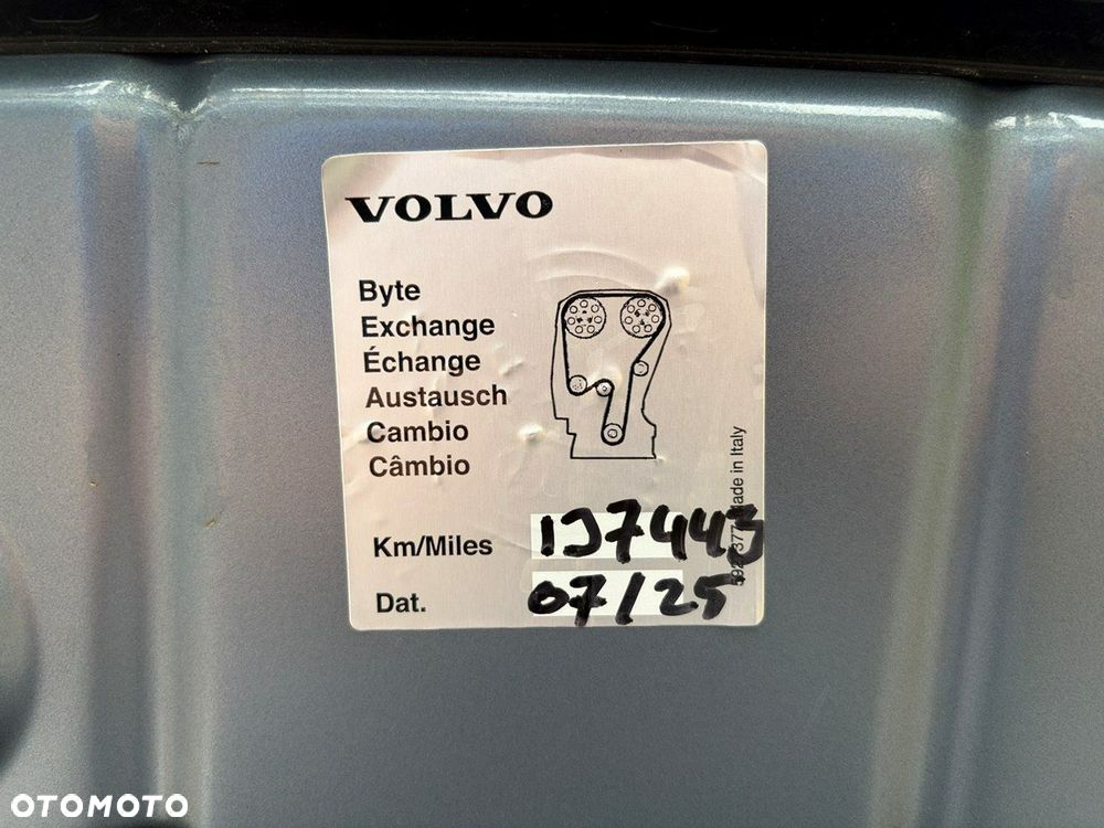 Volvo V40 D2 Momentum - 37