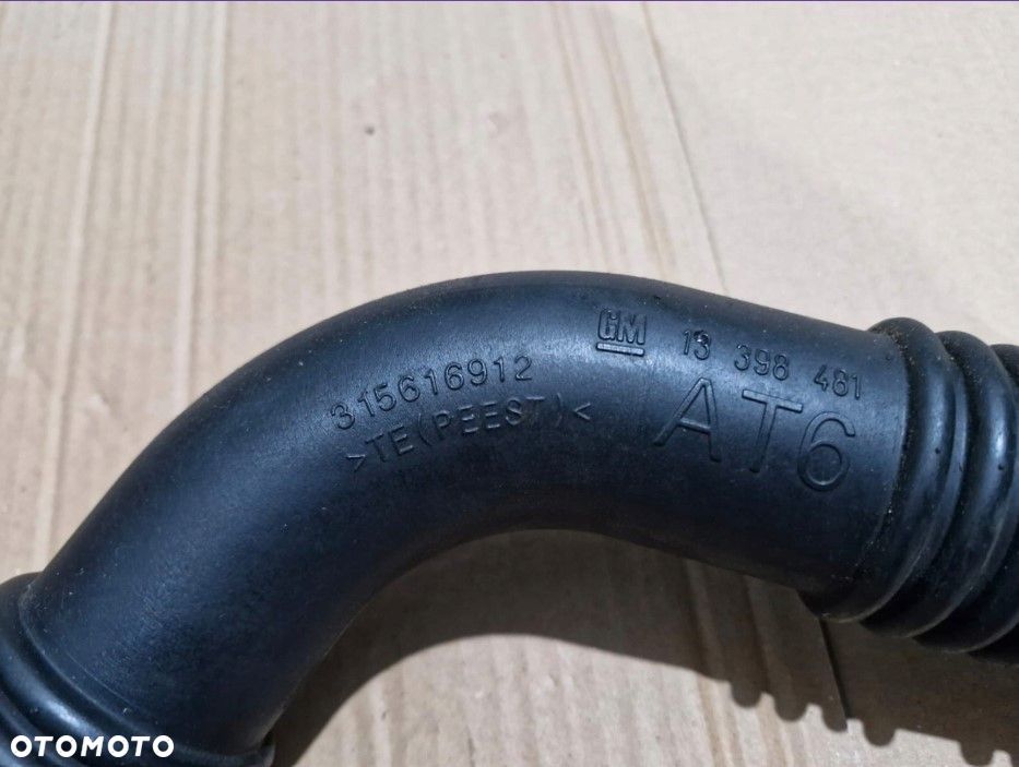Rura przewód intercoolera Opel Astra J IV 13398481 AT6 - 2
