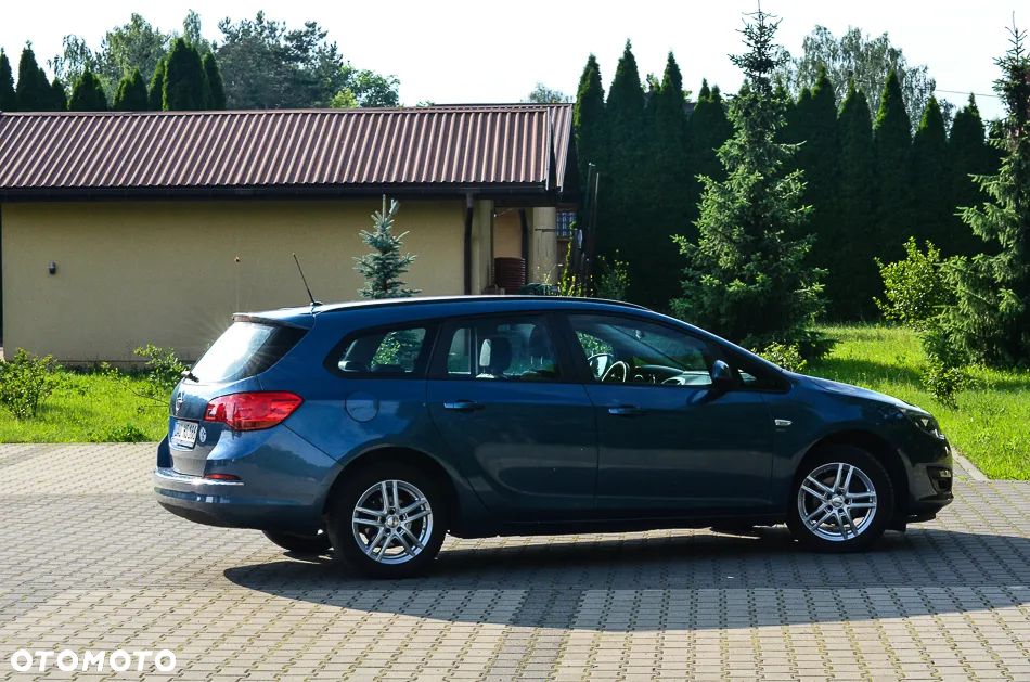 Opel Astra 1.6 Cosmo - 18