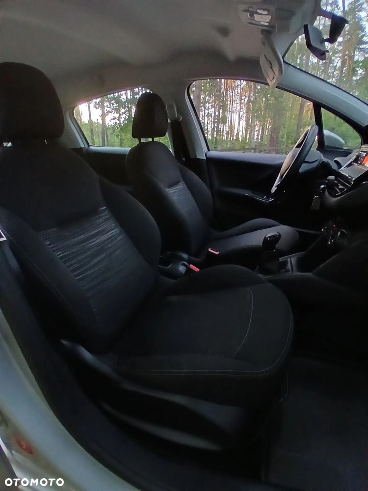 Peugeot 208 1.2 VTi Active Pack - 11