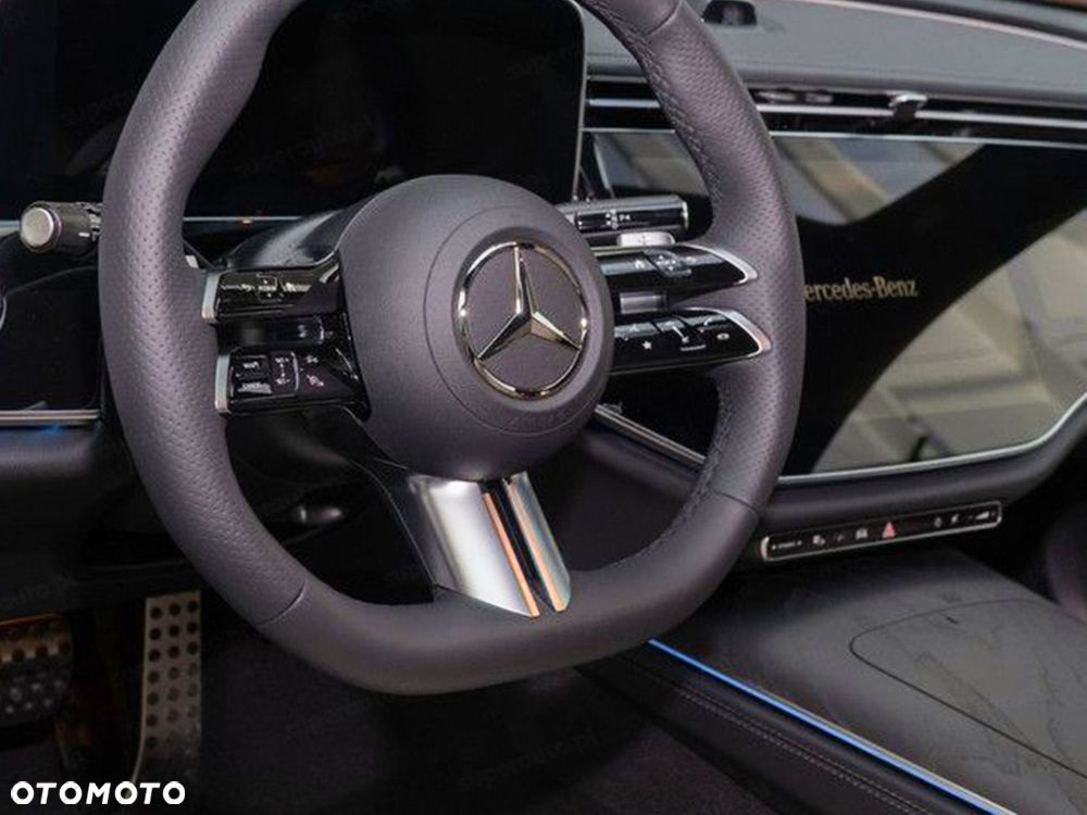 Mercedes-Benz Klasa E 220 d mHEV 4-Matic AMG 9G-Tronic - 7