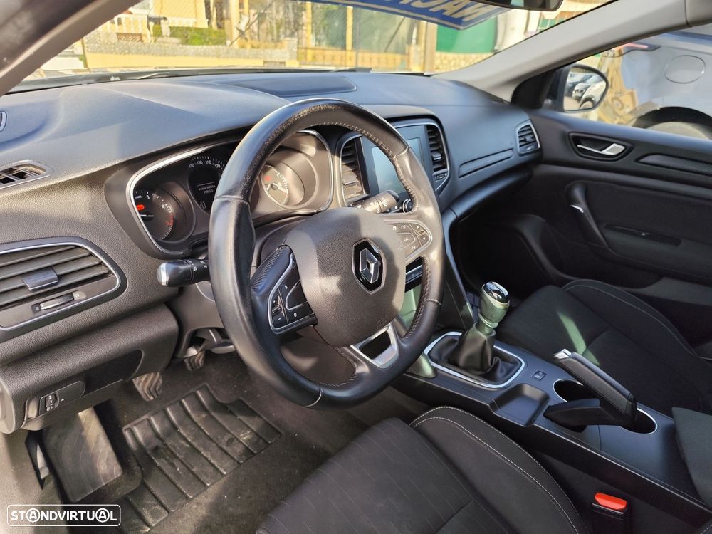Renault Mégane Sport Tourer 1.5 Blue dCi Limited J17 - 10