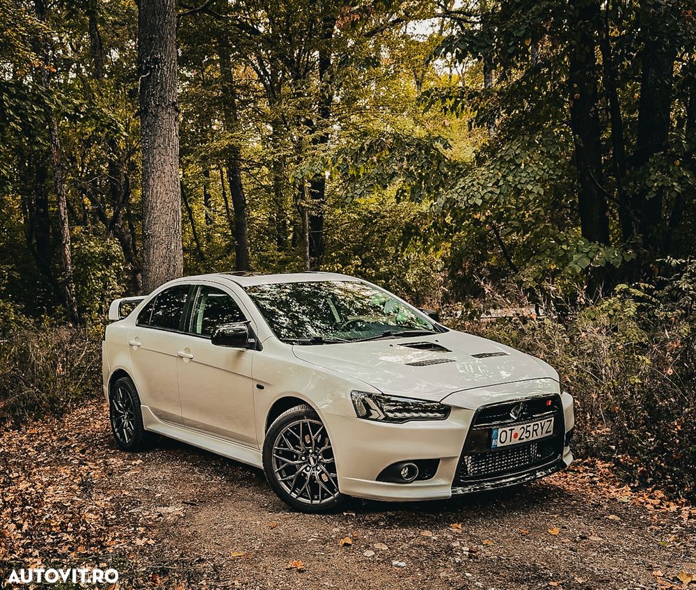 Mitsubishi Lancer - 2
