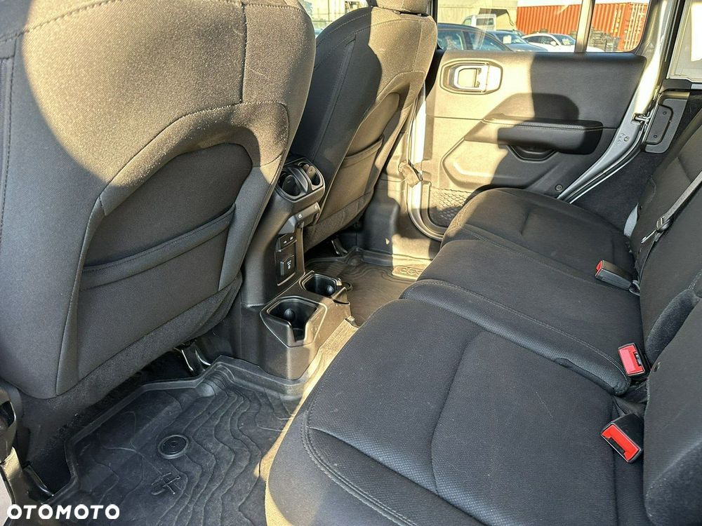 Jeep Wrangler 2.0 T-GDI Hardtop AWD Automatik Sahara - 26