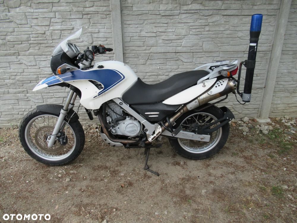 BMW F650GS F 650GS F 650 GS reflektor lampa czasza owiewka wypełnienie licznik błotnik kierownica lusterko manetka felga tarcza zacisk pompa zawieszenie silnik moduł regulator zbiornik siedzenie set podnóżek stelaż stopka chłodnica tłumik - 5