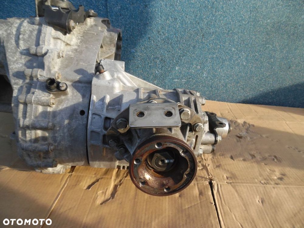 VW T5 MULTIVAN 2.5TDI SKRZYNIA SYNCRO 4 MOTION - 8