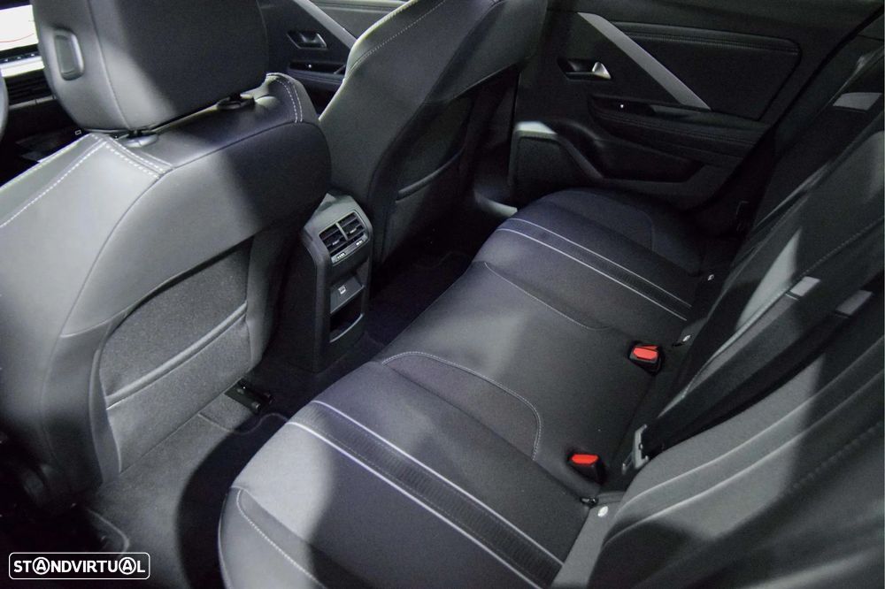 Opel Astra Sports Tourer 1.2 T Hybrid GS eDCT - 14