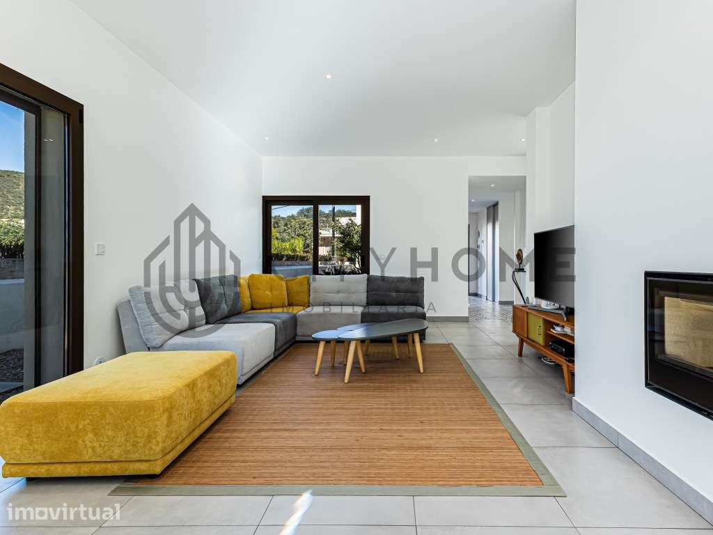 Moradia Isolada T4 +1 com Piscina e Vista Mar - Grande imagem: 4/49