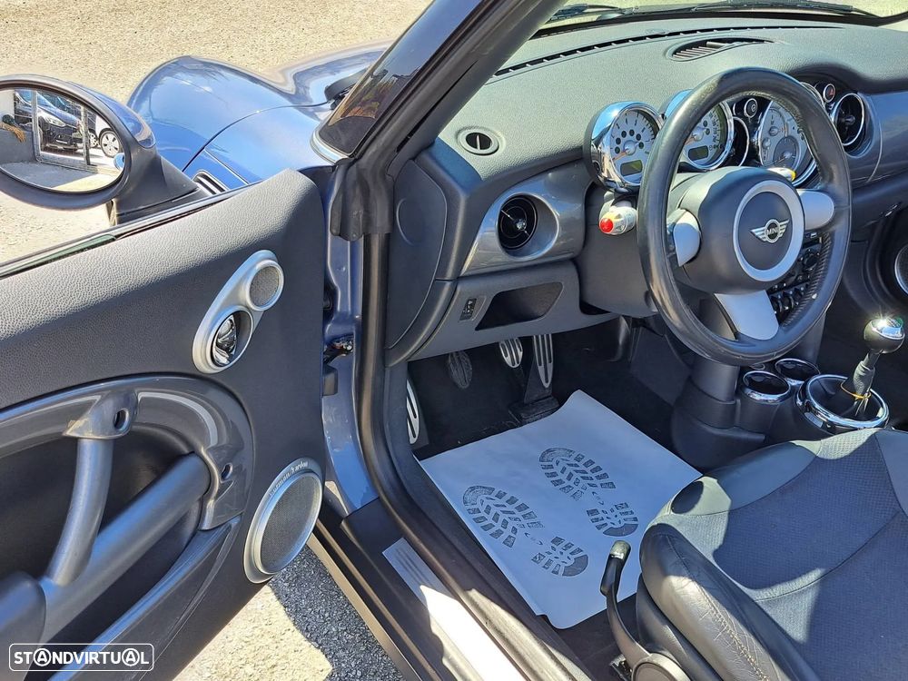 MINI Cabrio Cooper - 17