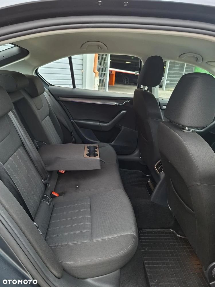 Skoda Octavia 1.5 TSI ACT DSG Style - 11