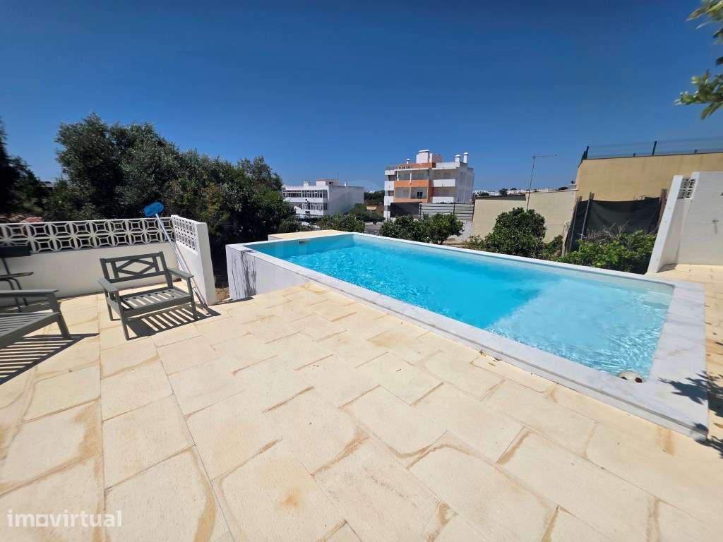 Moradia V3 + T0, com piscina, Olhão, Algarve - Grande imagem: 2/31