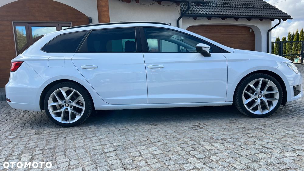 Seat Leon Sportstourer 2.0 TDI Start&Stop FR - 4