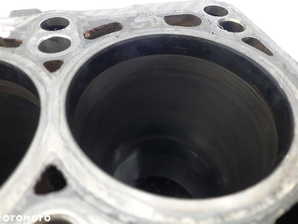 Blok silnika Skoda Fabia II 1.6TDI KOD:CAYA GOLF V AUDI A3 2007-2014 - 5
