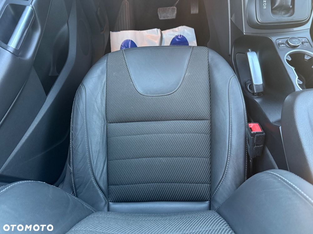 Ford Kuga 2.0 TDCi 4x4 ST-Line - 20