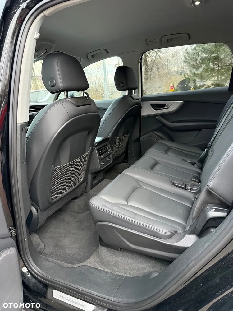 Audi Q7 - 11