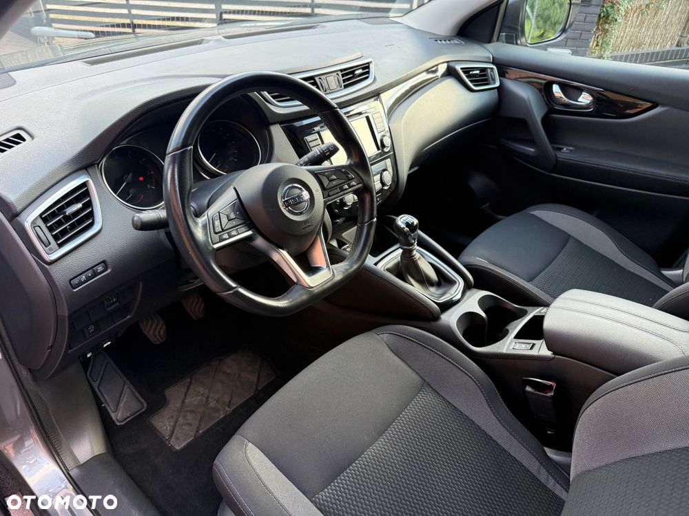 Nissan Qashqai 1.3 DIG-T Tekna EU6d - 8