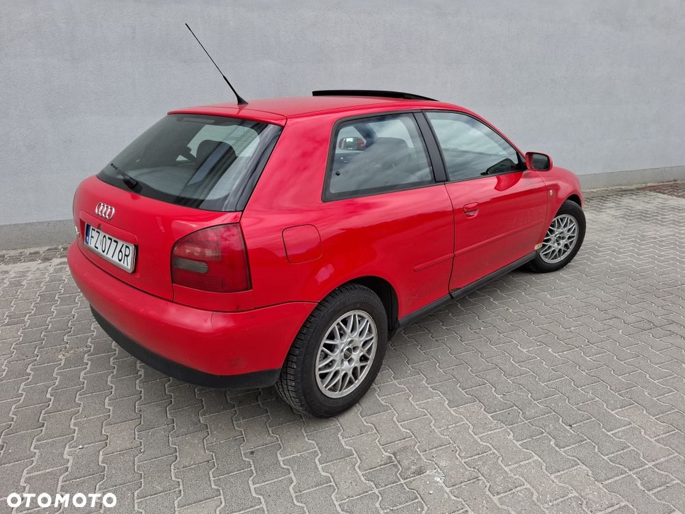Audi A3 Sportback 1999 photo 3