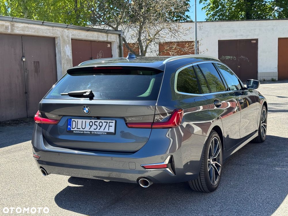 BMW Seria 3 320d Luxury Line - 5