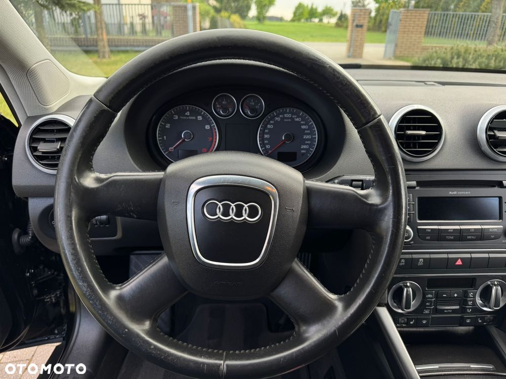Audi A3 Sportback 1.4 TFSI Ambition - 16
