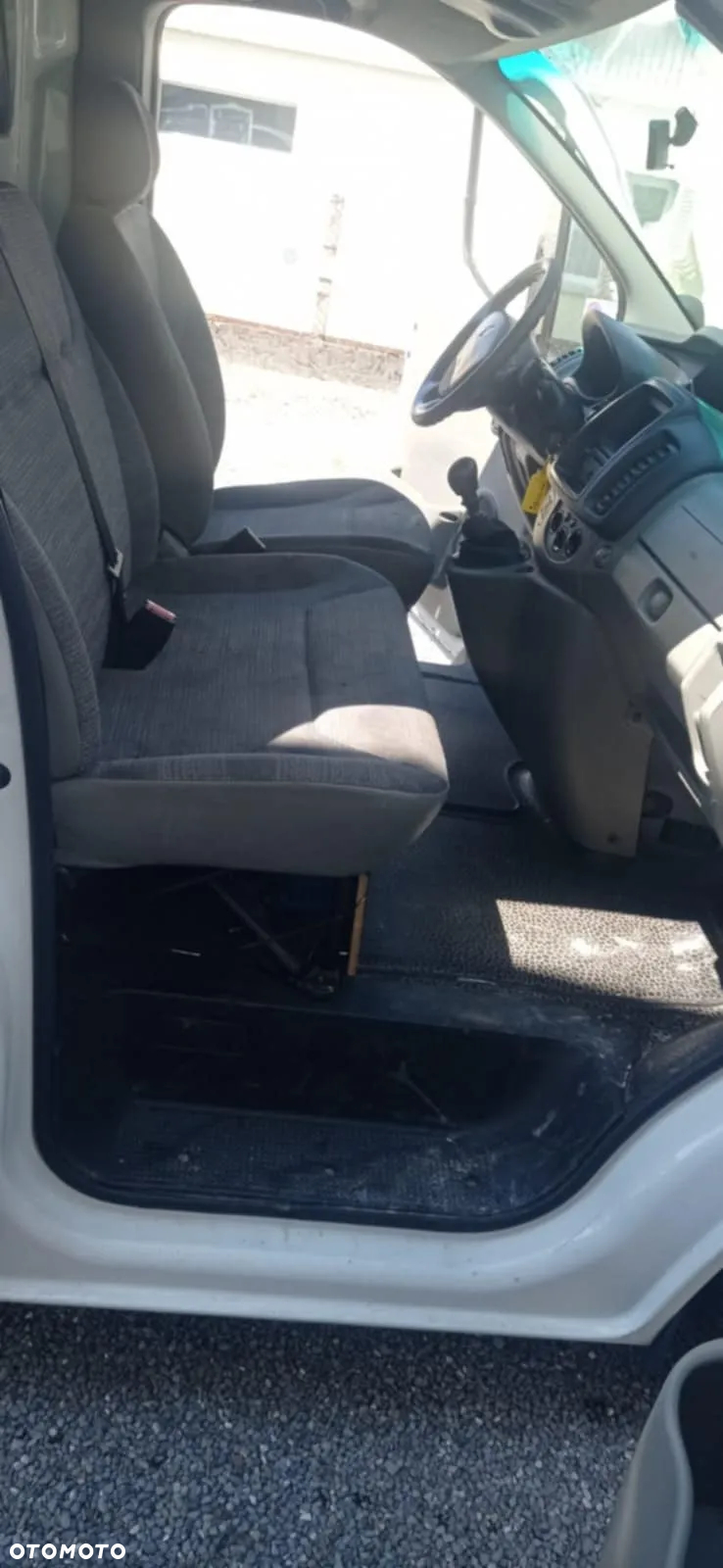 Renault Trafic - 12