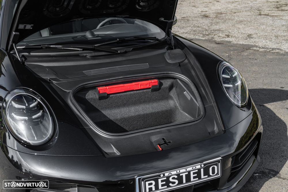 Porsche 911 (992) Carrera 4S PDK - 10