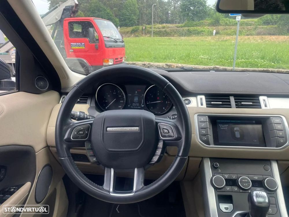 Land Rover Range Rover Evoque - 15
