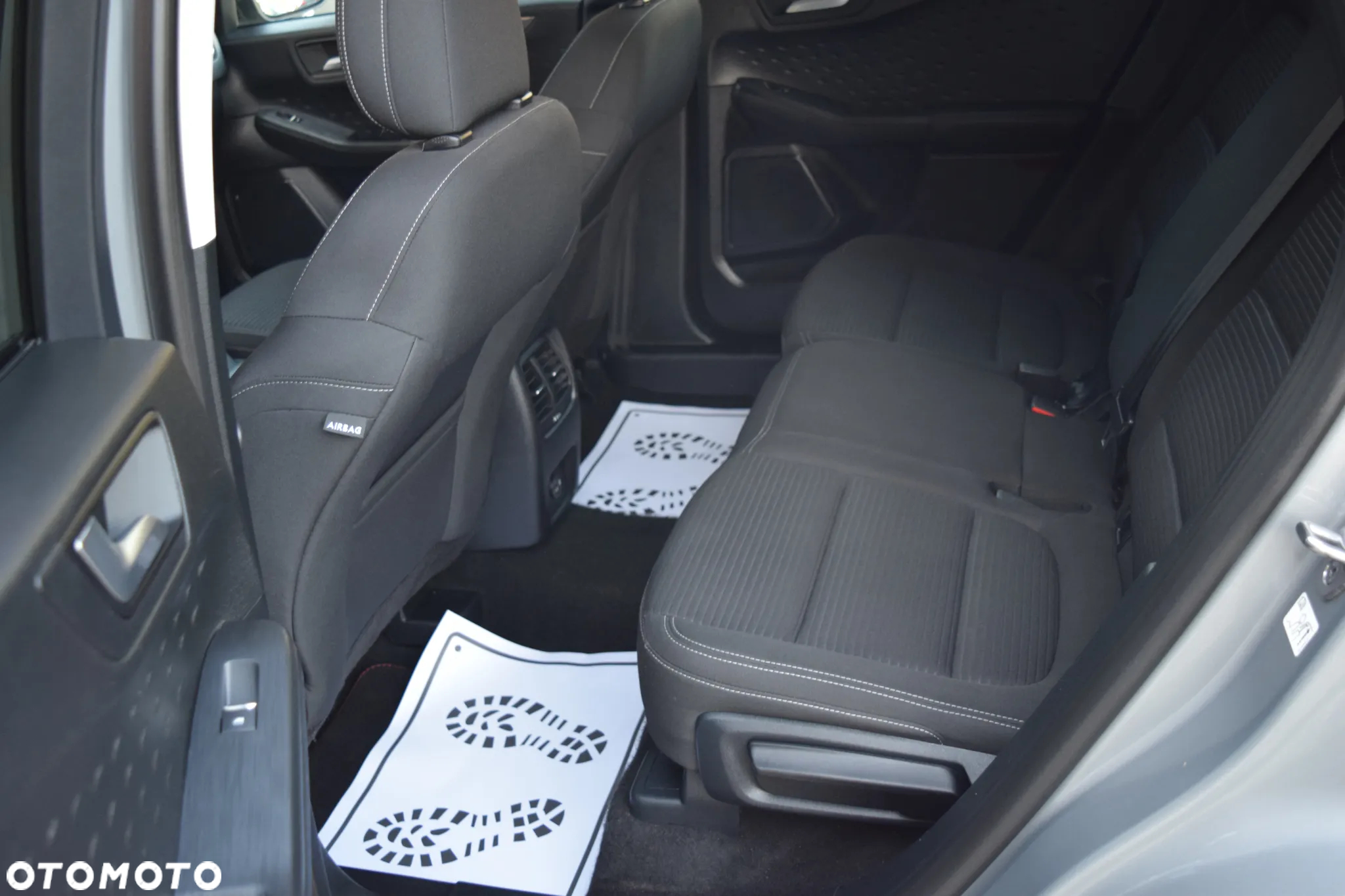 Ford Kuga 2.0 EcoBlue Hybrid TITANIUM X - 36