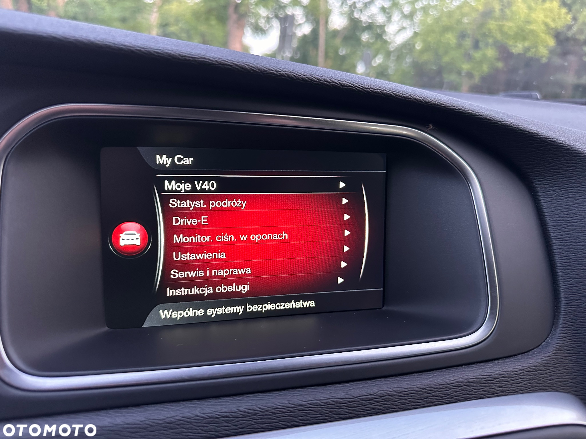 Volvo V40 - 26
