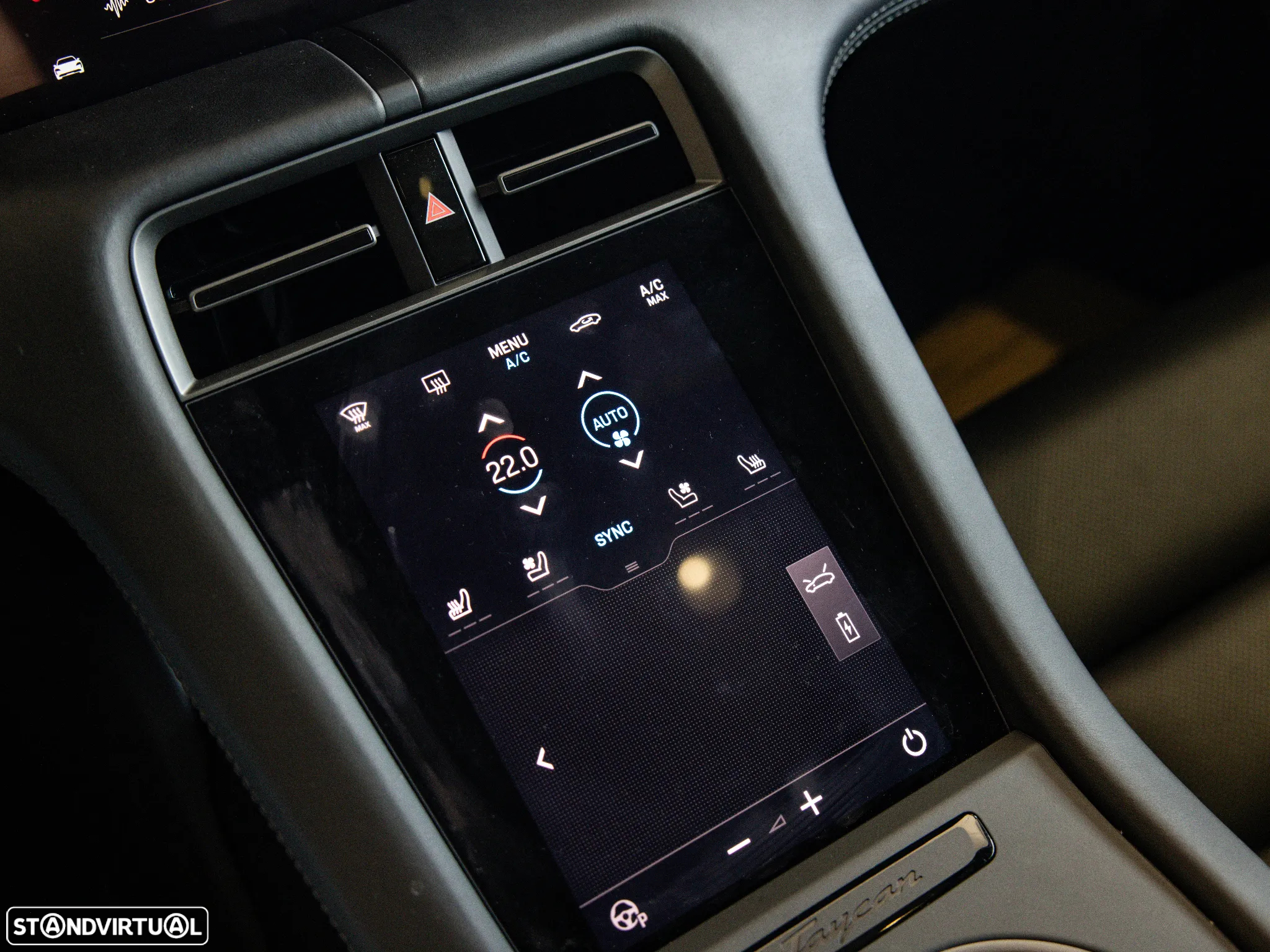 Porsche Taycan Sport Turismo Standard - 24
