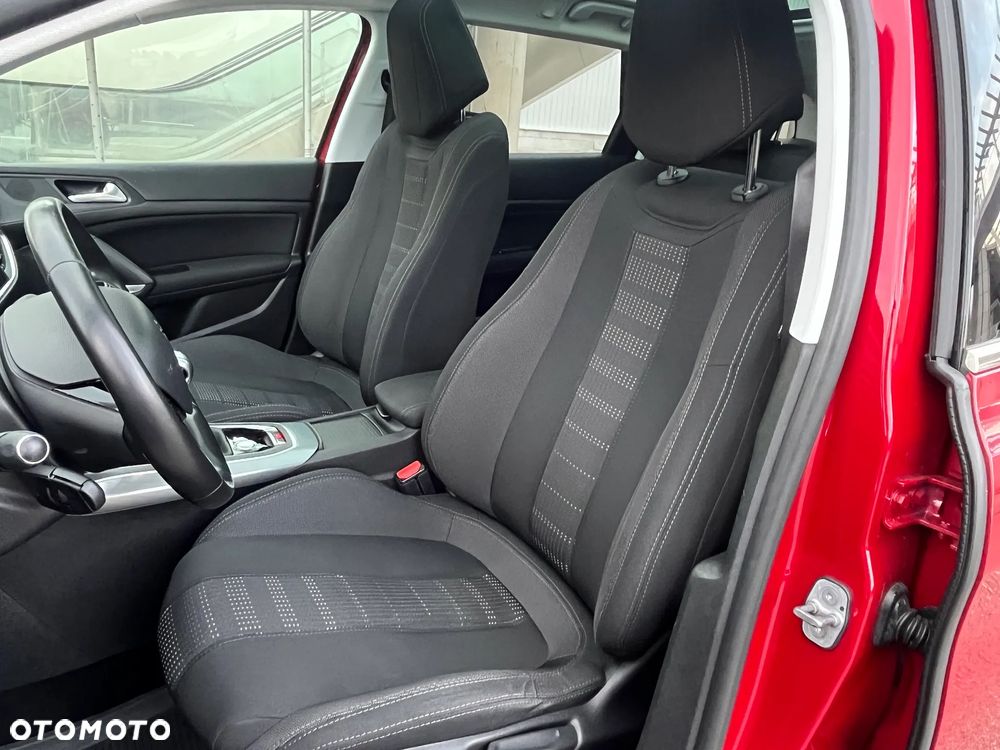 Peugeot 308 - 10