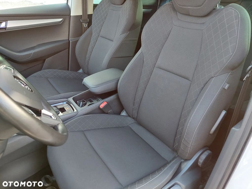 Skoda Karoq 1.5 TSI ACT 4x2 Ambition DSG - 21