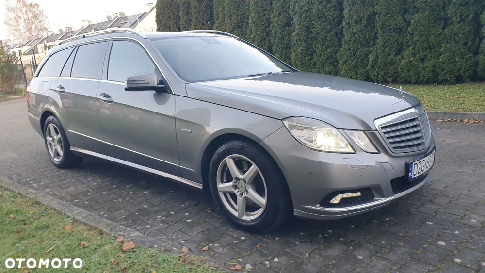 Mercedes-Benz Klasa E 300 BlueTEC 7G-TRONIC Elegance - 25