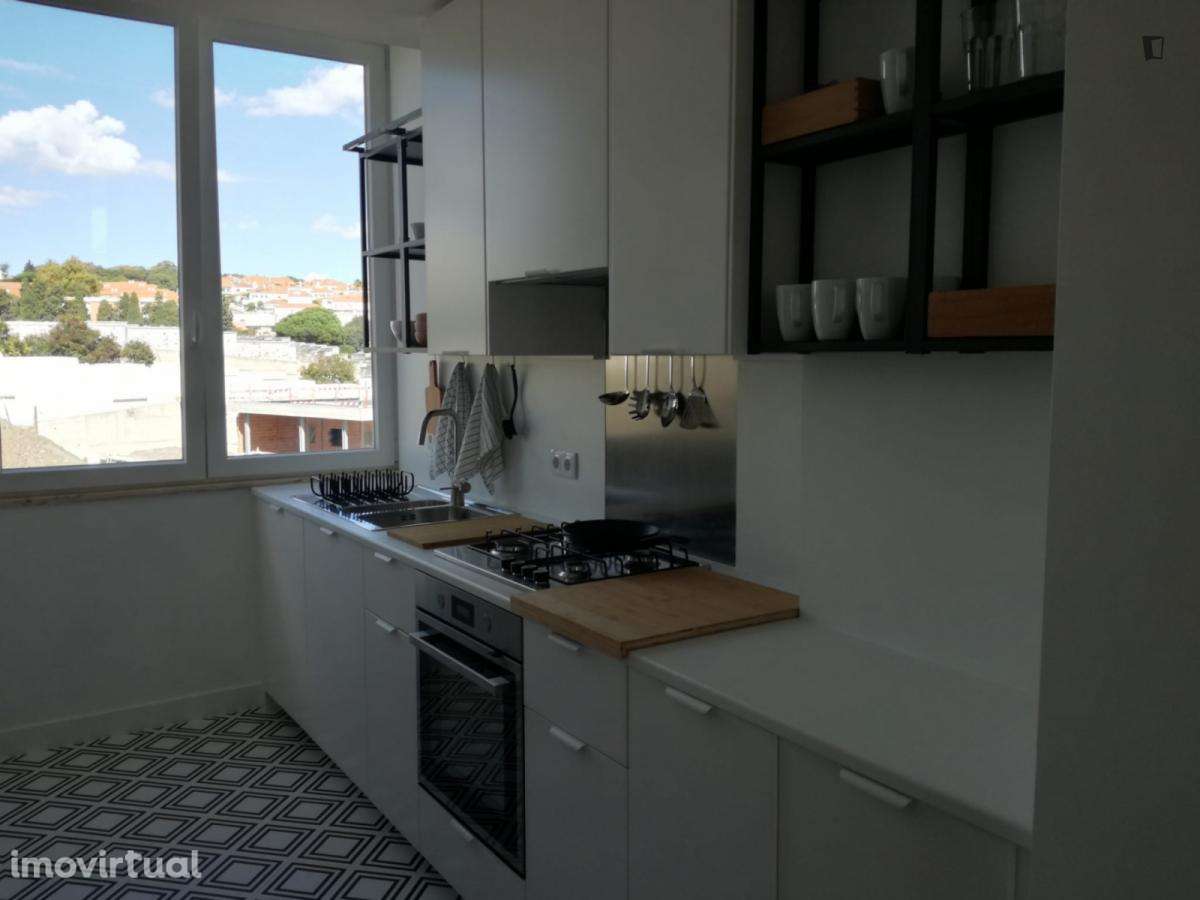 Quarto - localizado em Restelo Lisbon - Grande imagem: 3/6