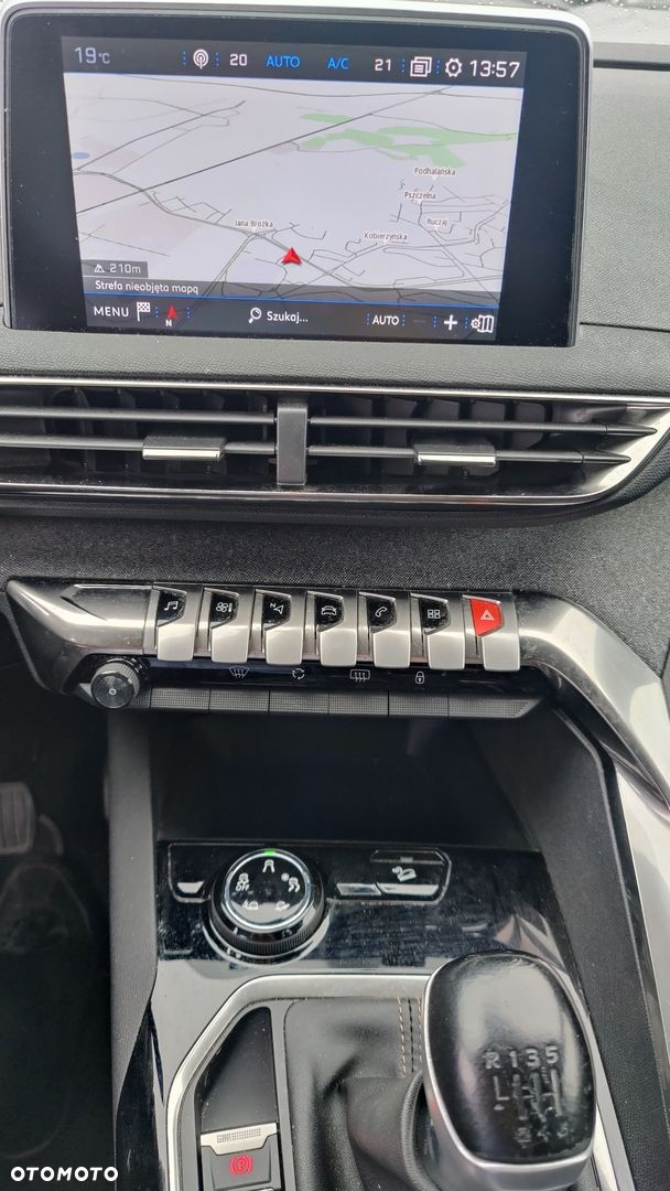 Peugeot 5008 - 14